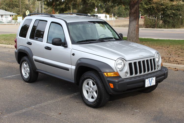 2007 Jeep Liberty Sport | Victory Motors of Colorado