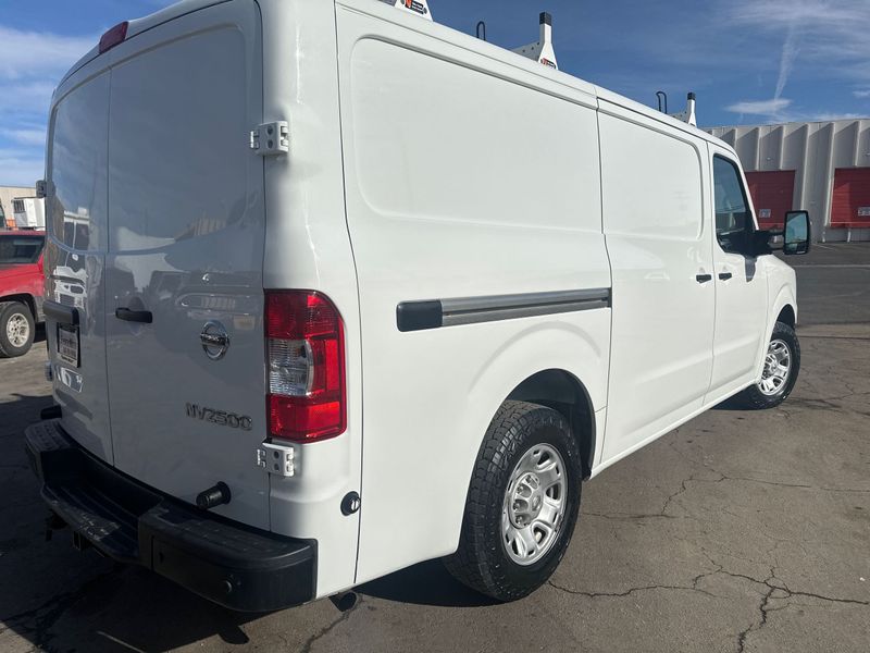 2018 nissan nv fashion cargo nv2500 hd sv