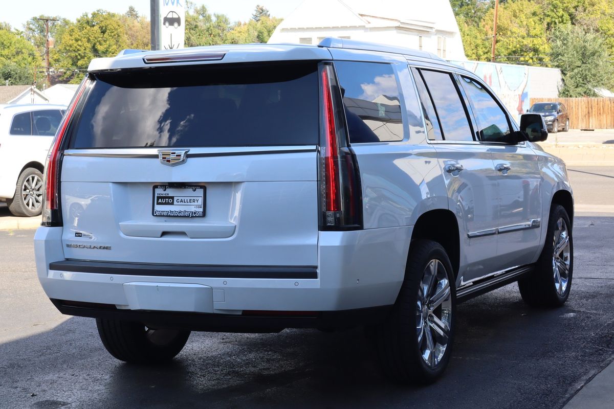 2017 Cadillac Escalade Premium Luxury