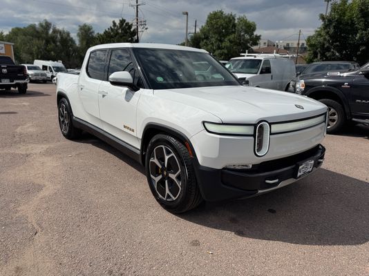 2022 Rivian R1T Adventure