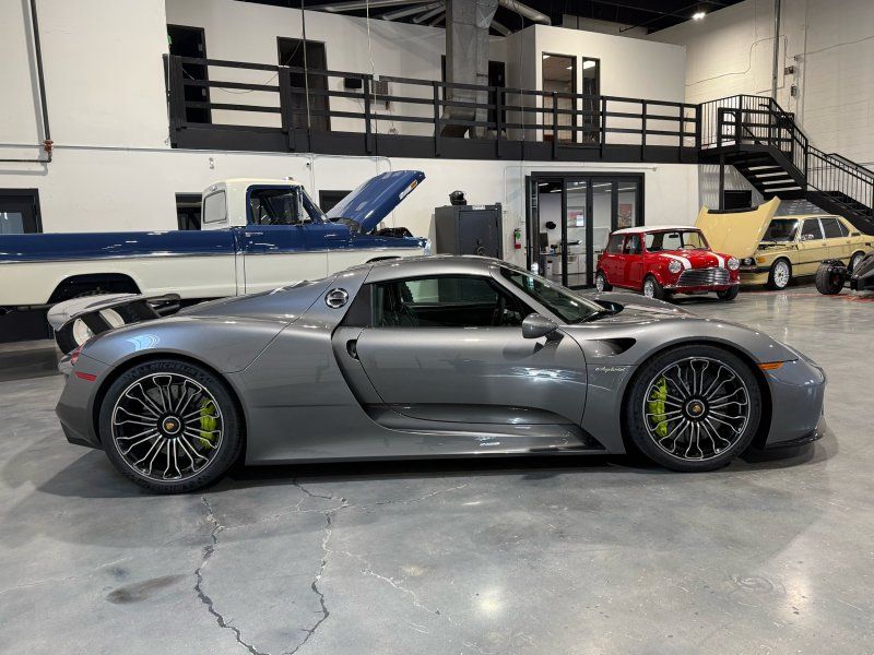 2015 Porsche 918 Spyder, photo 6