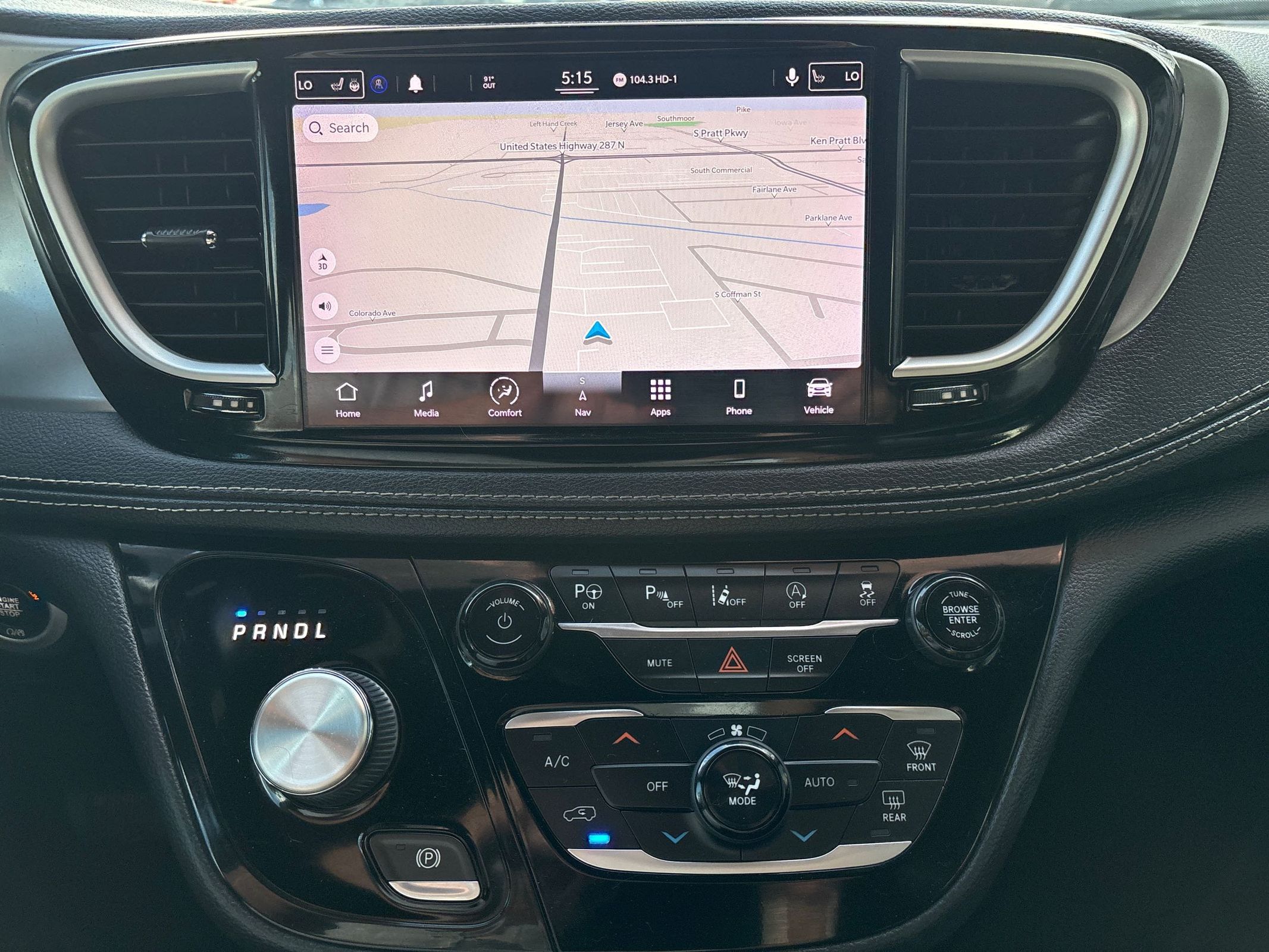 2021 Chrysler Pacifica Touring L - Photo 20