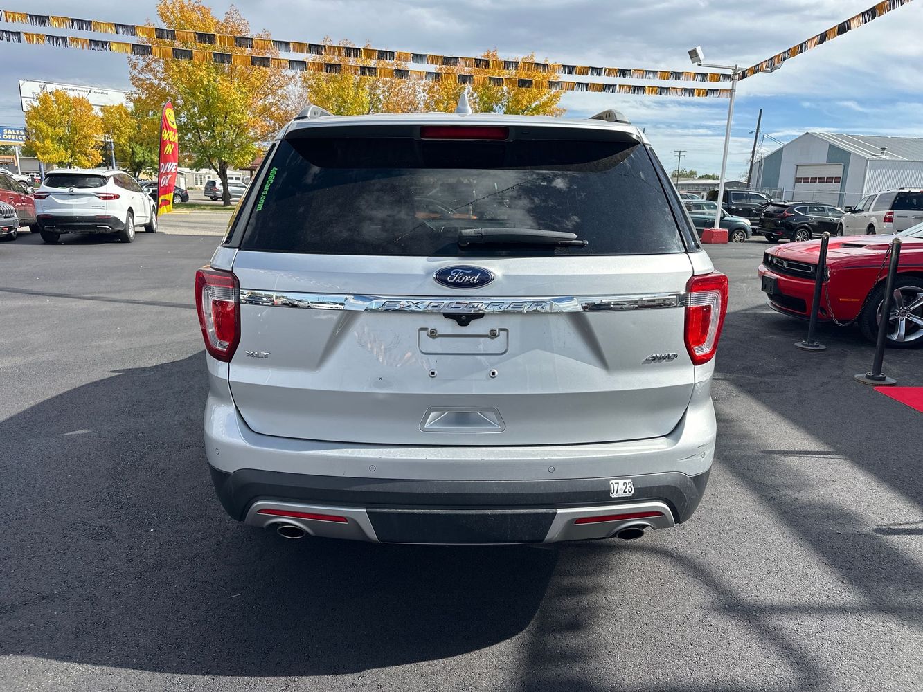 2017 Ford Explorer XLT photo 4