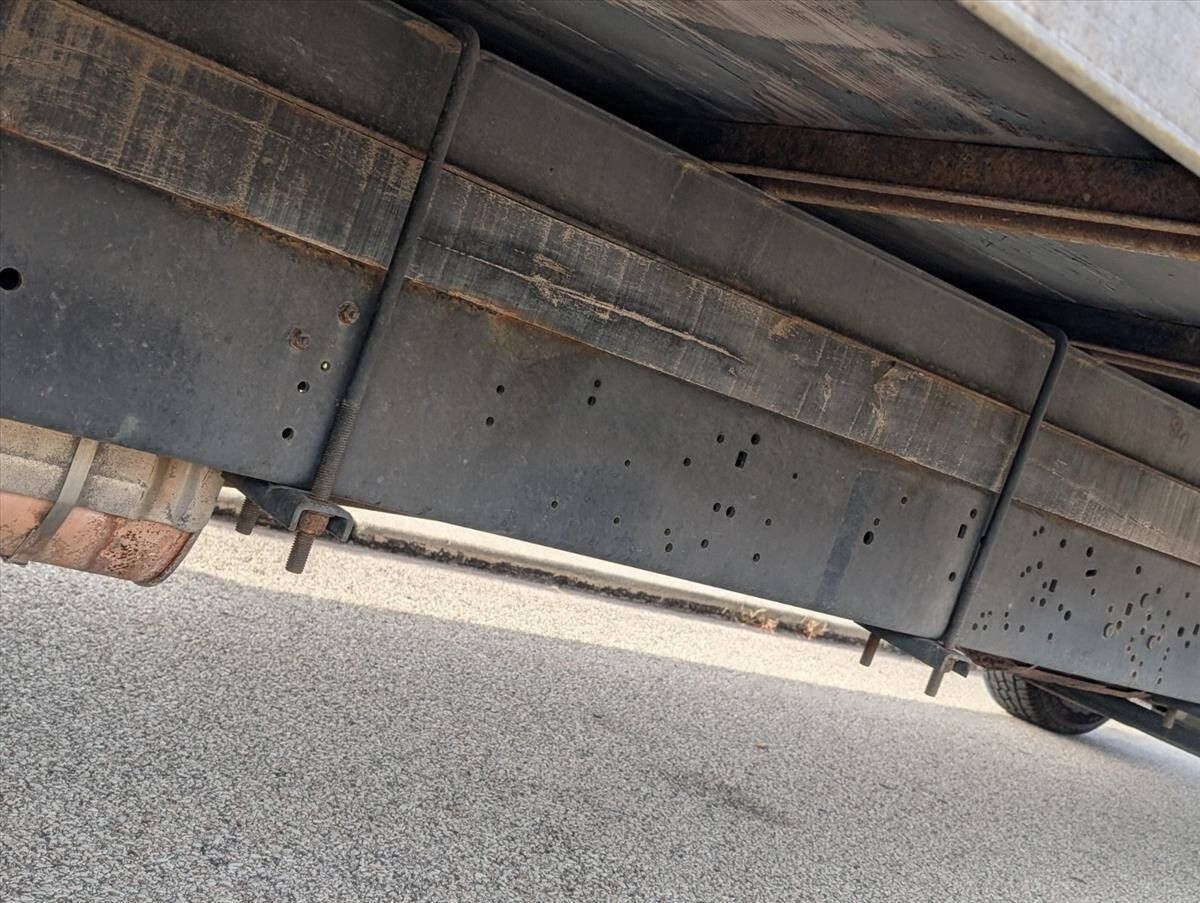 2017 Ford E-Series 31