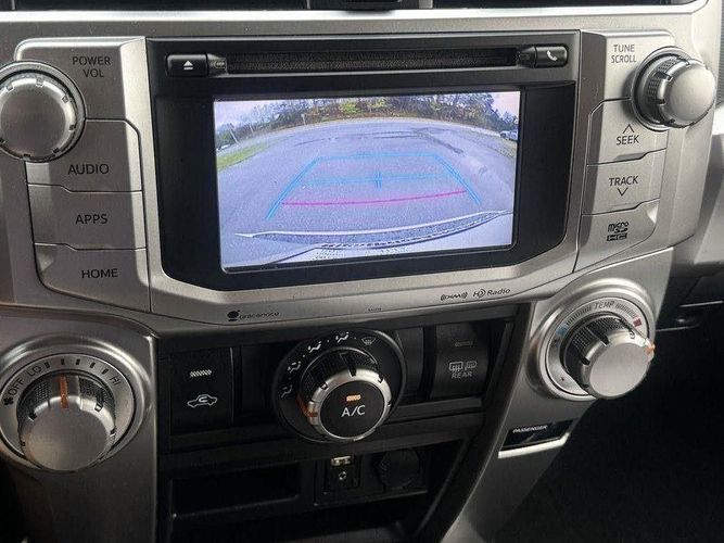 2017 Toyota 4Runner SR5 Premium photo 12