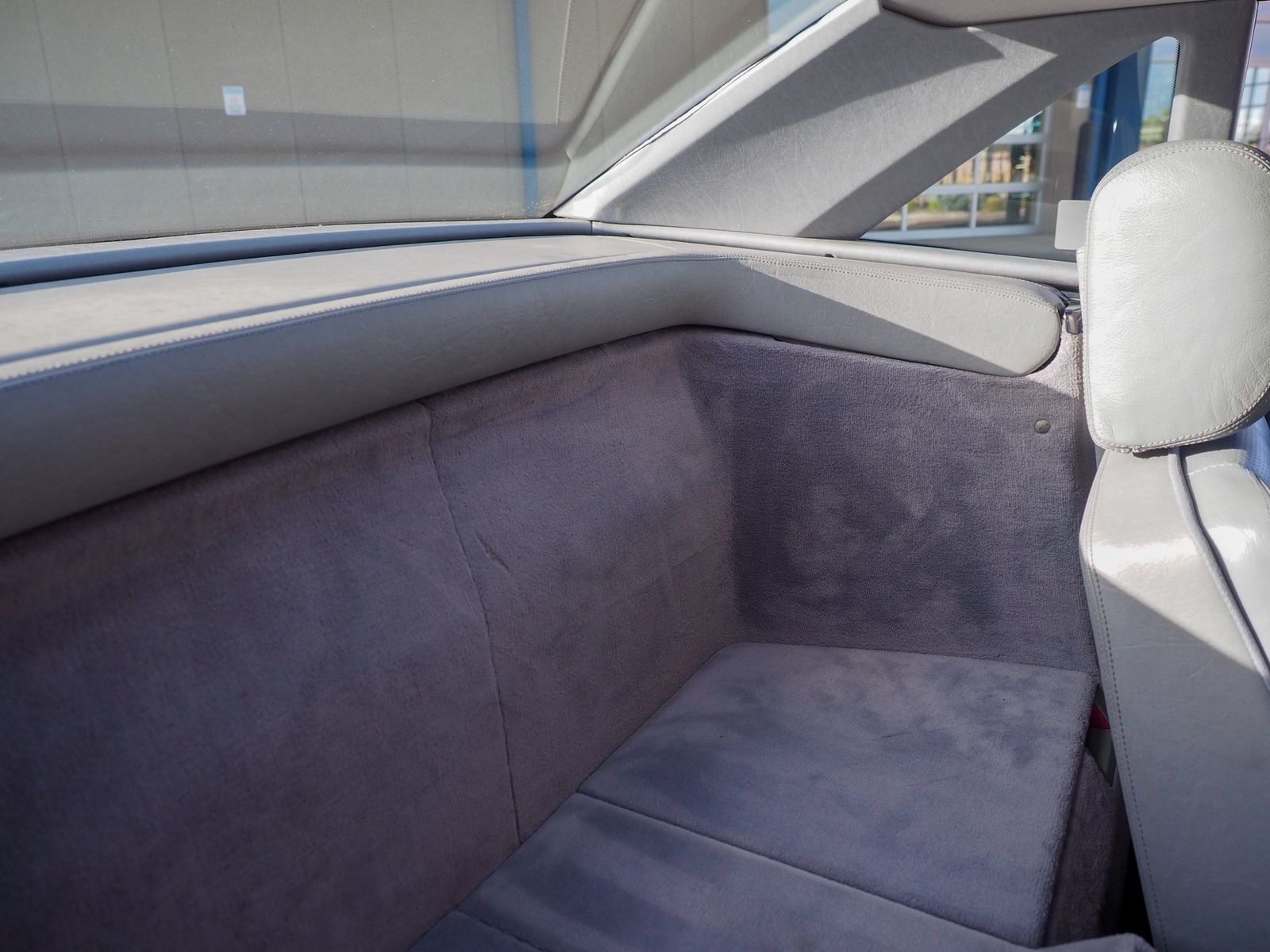 1992 Mercedes-Benz 500-Class 54