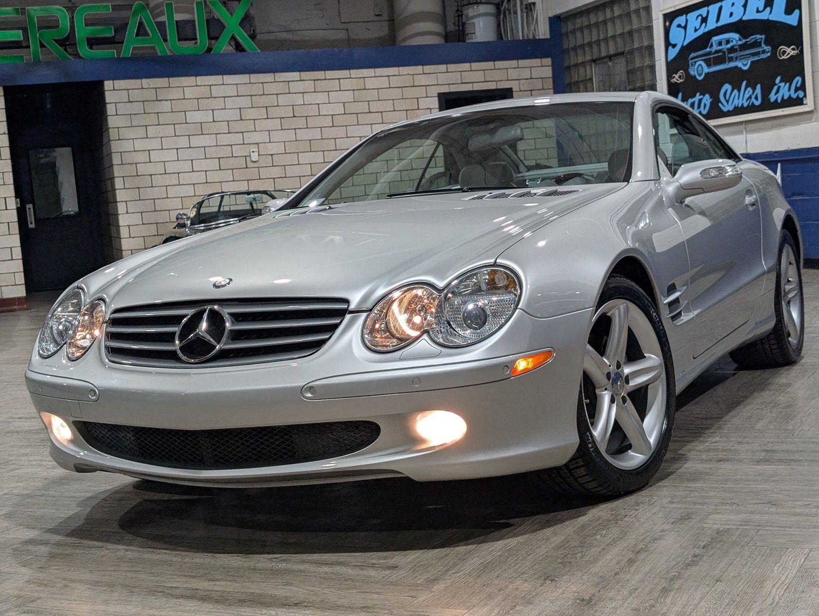 2004 Mercedes-Benz SL 500 112