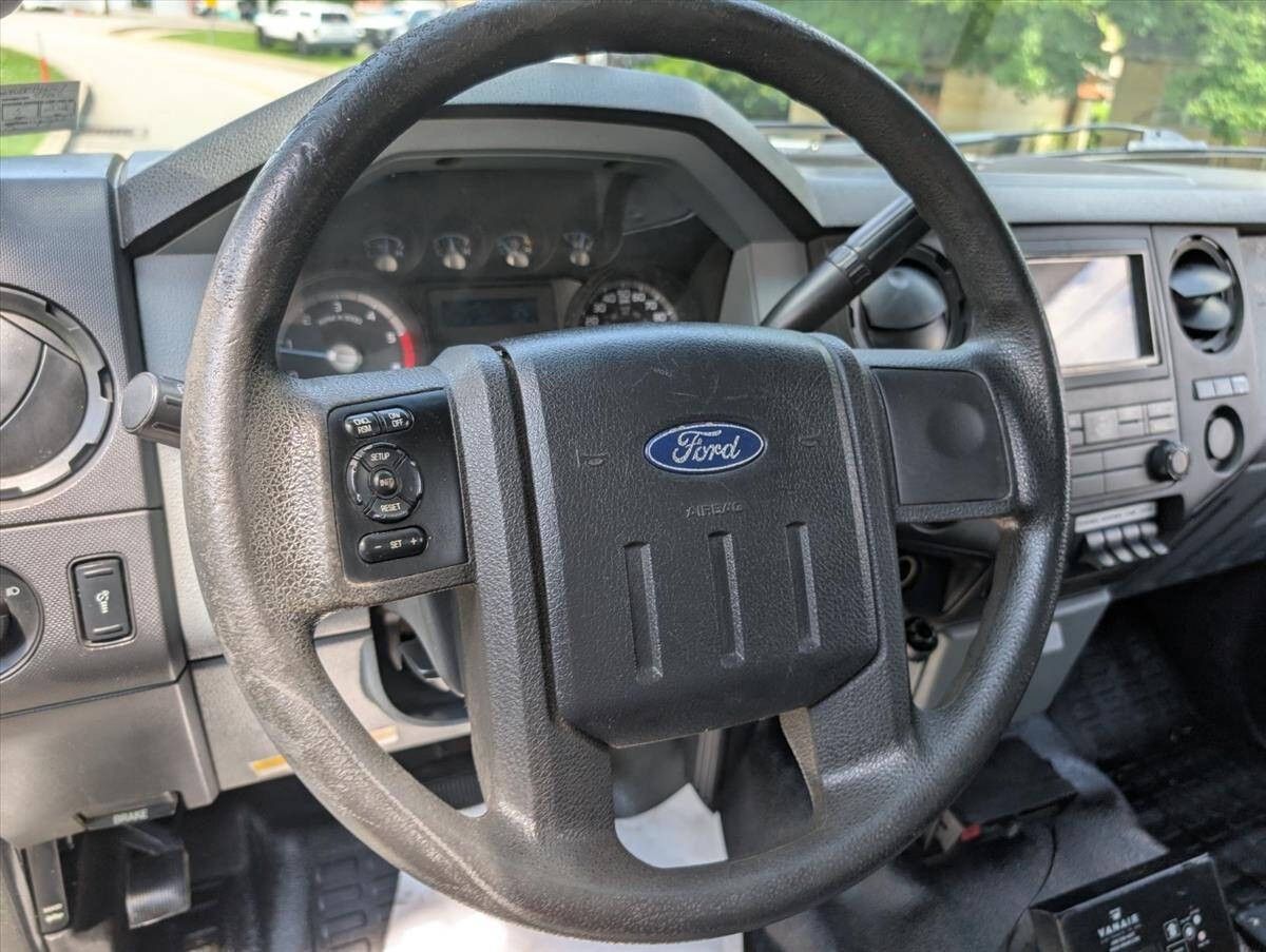2011 Ford F-550 Super Duty 98