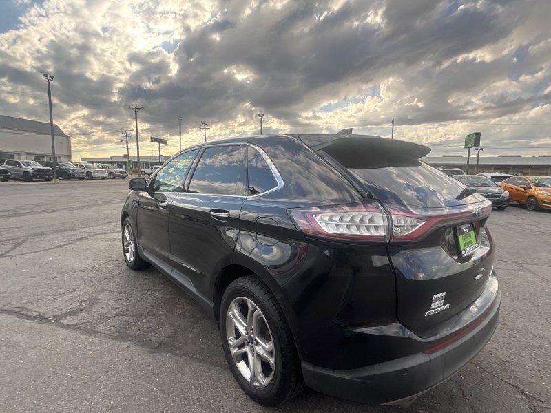 2015 Ford Edge Titanium photo 5