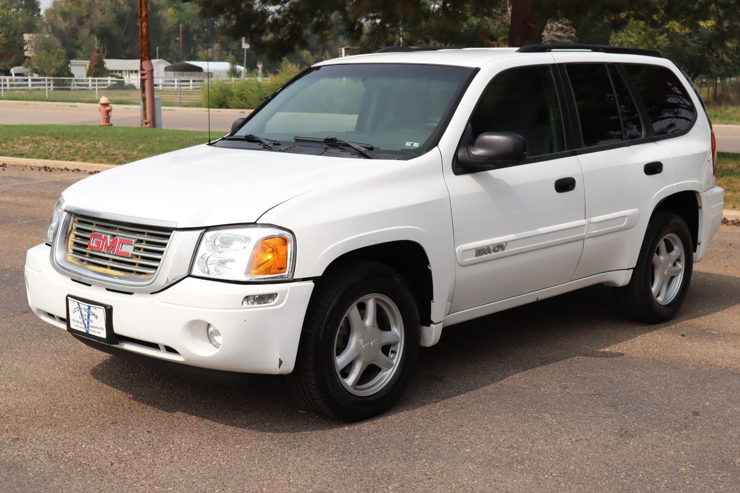 2004 GMC Envoy SLE | Victory Motors of Colorado