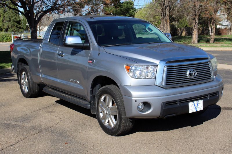 2010 Toyota Tundra Photos