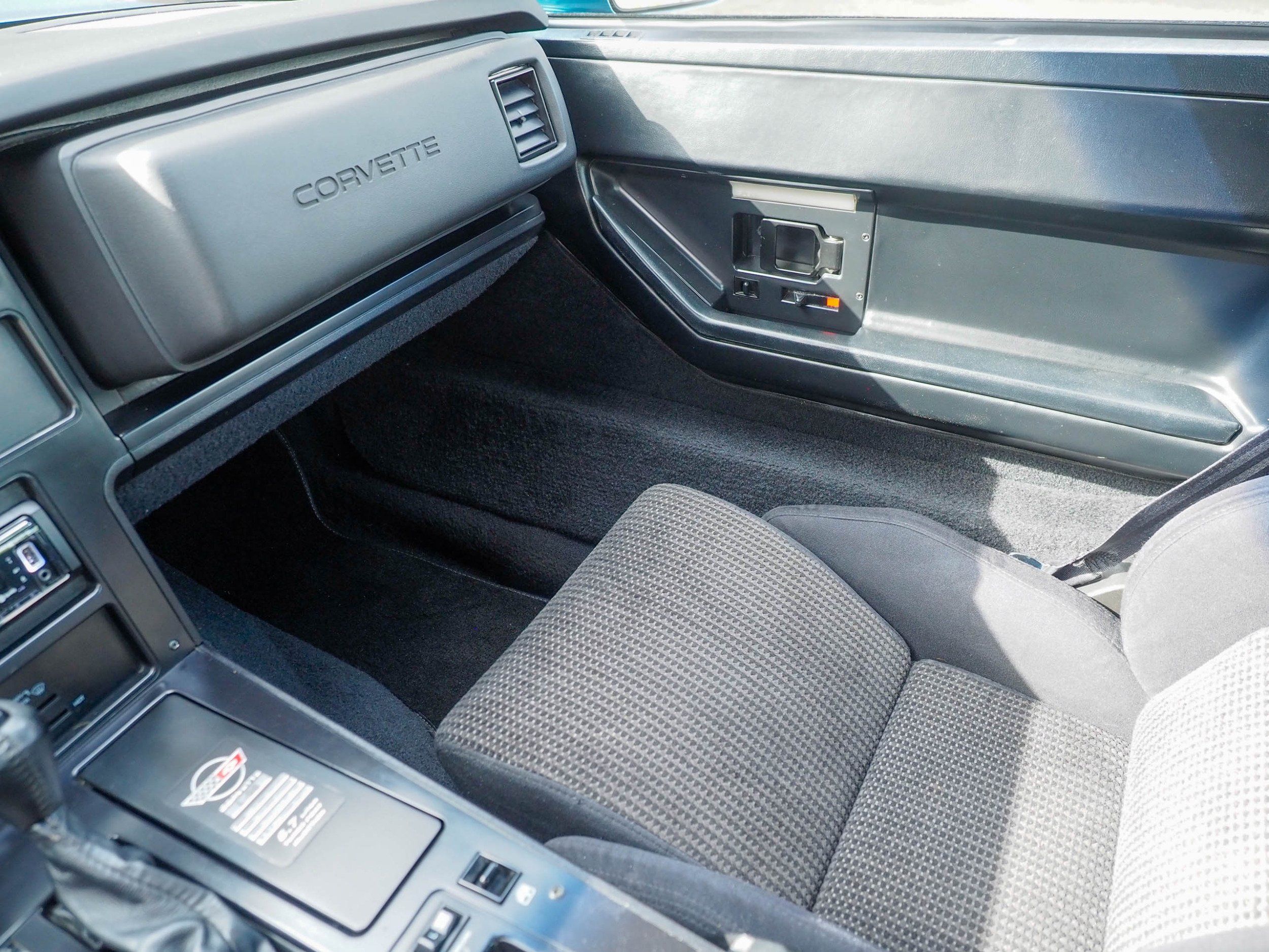 1988 Chevrolet Corvette Blue Coupe