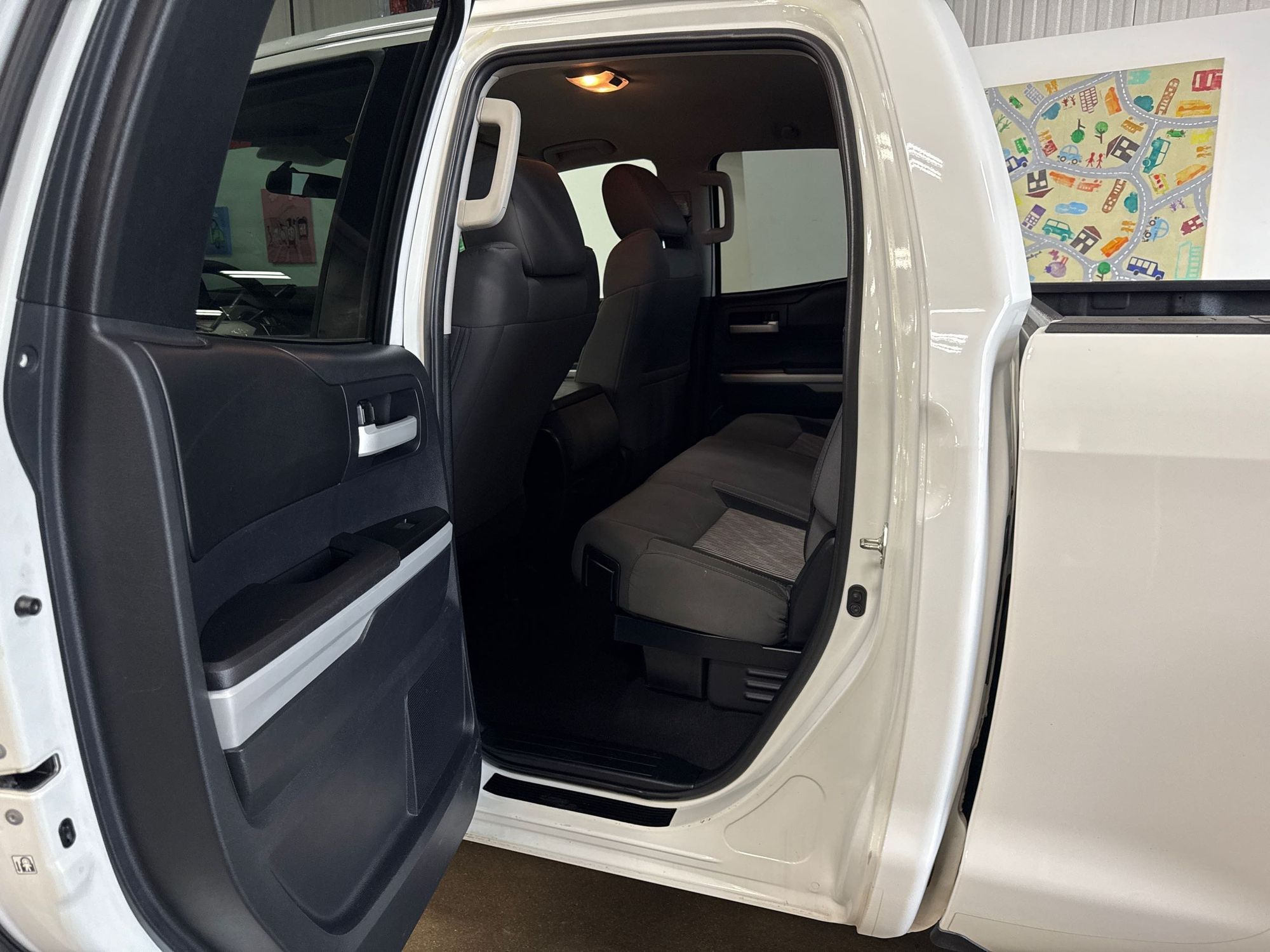 2015 Toyota Tundra SR5 Grade photo 63