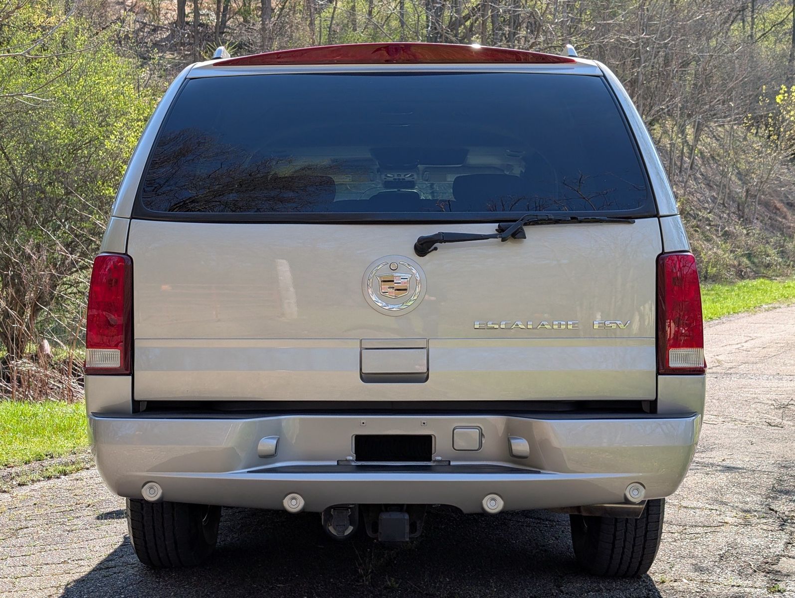 2004 Cadillac Escalade ESV 23