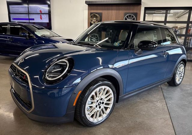 Featured Vehicle Image