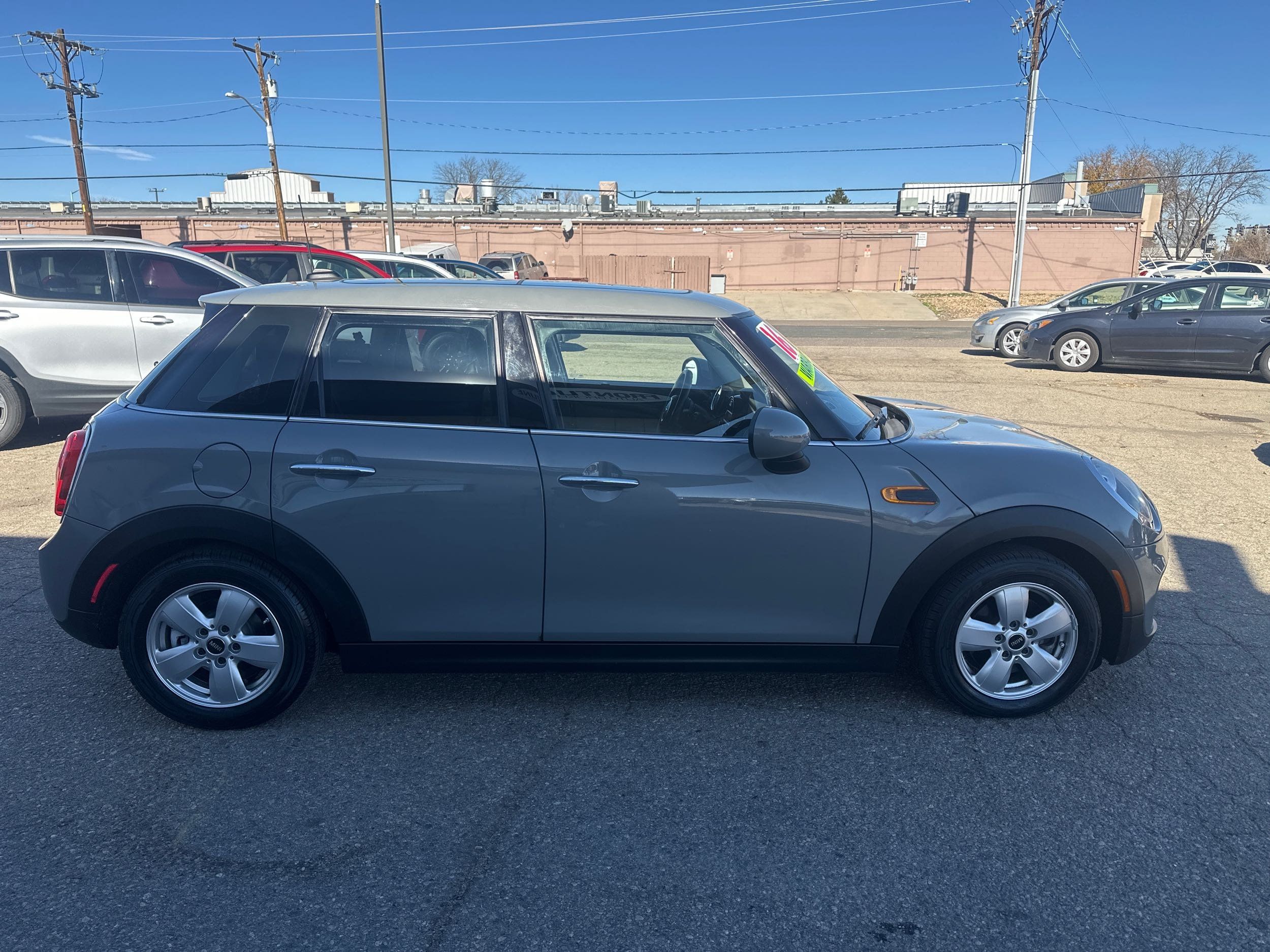 2016 Mini Cooper Hardtop photo 4