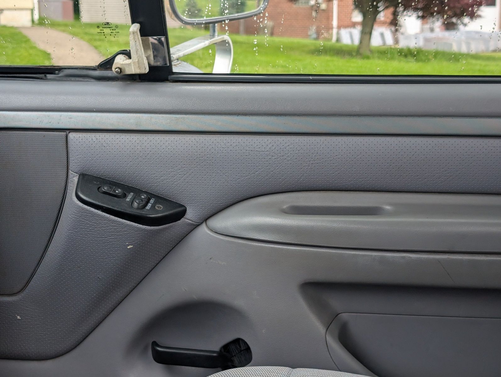 1995 Ford F-250 66