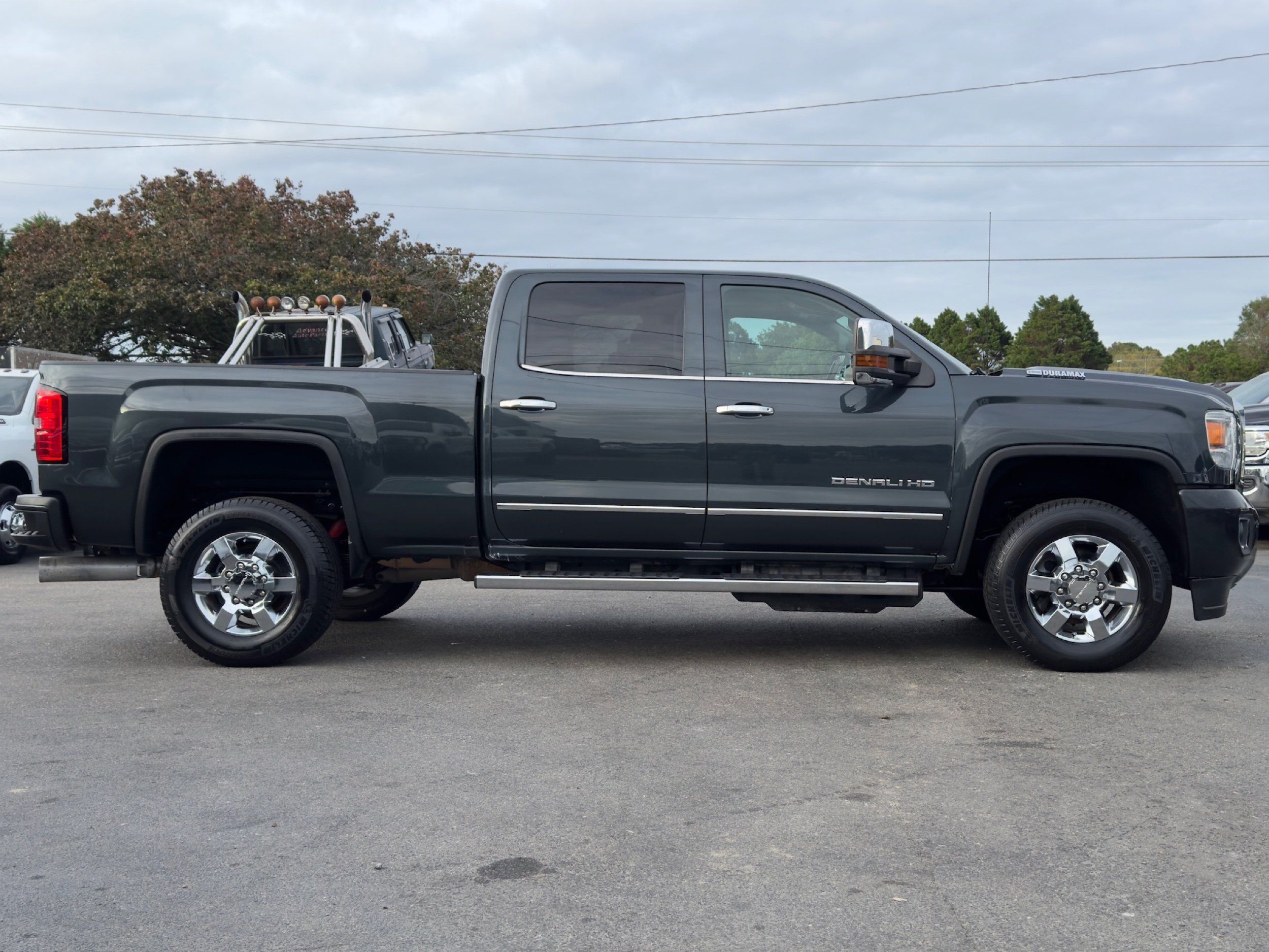 2018 Gmc Sierra Denali photo 3