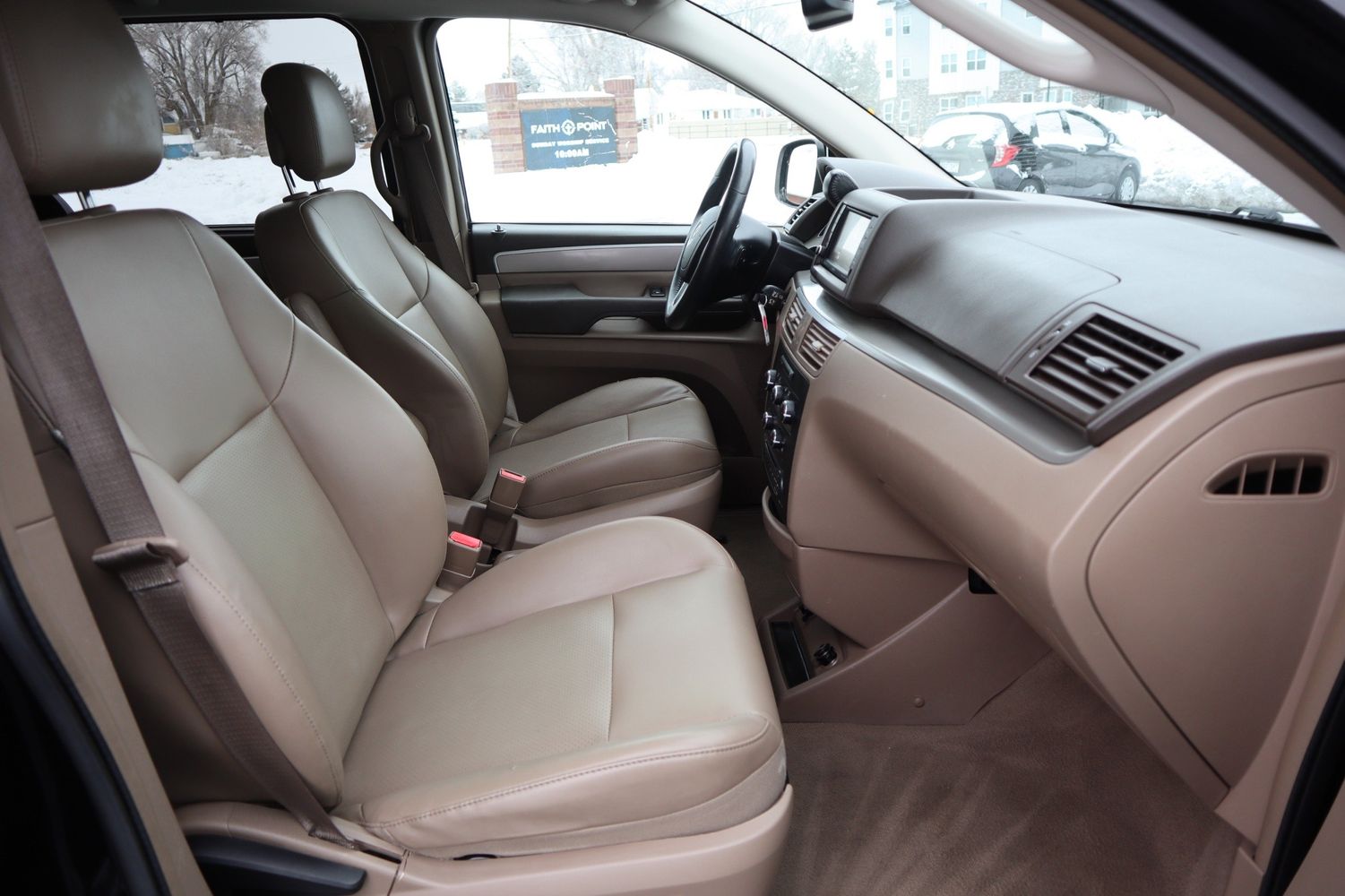 2012 Volkswagen Routan SE | Victory Motors of Colorado