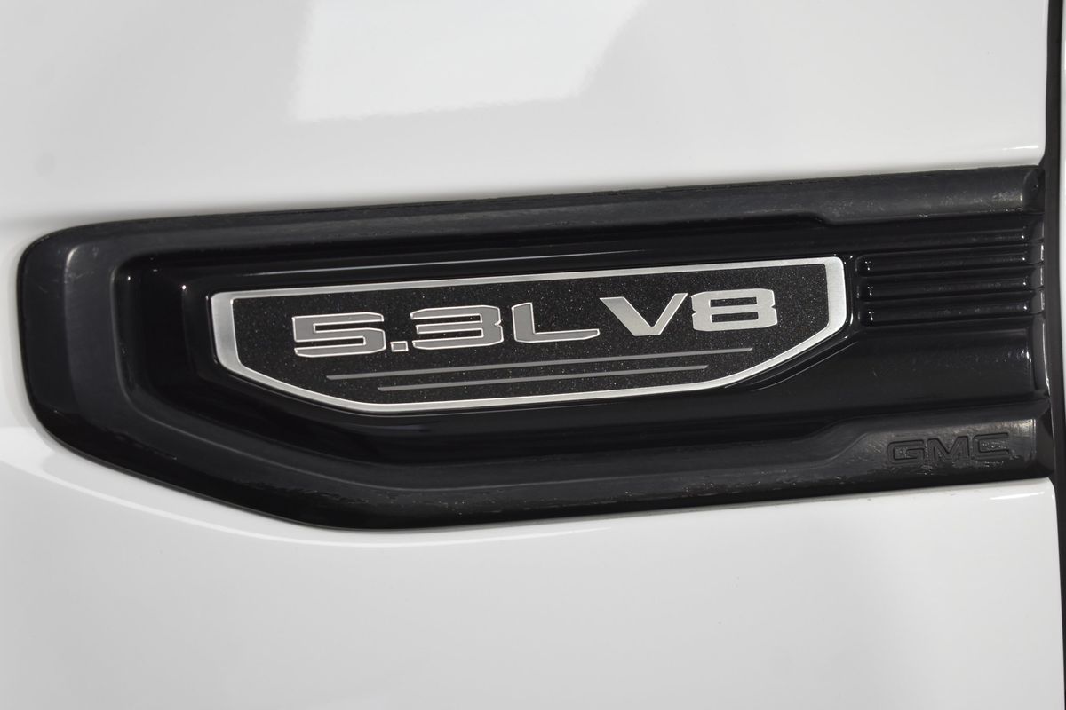 2021 GMC Sierra 1500 4WD Crew Cab Short Box Elevation