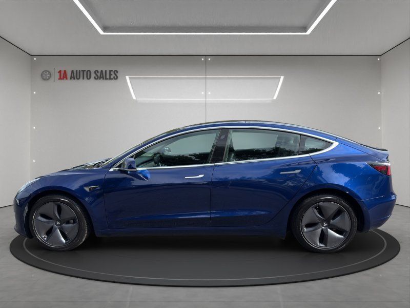 2019 Tesla Model 3 Long Range photo 2