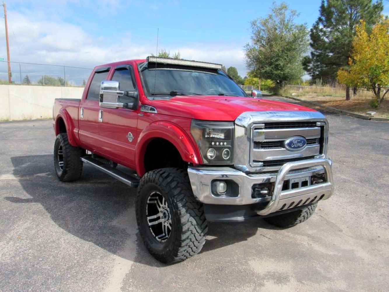 2012 Ford F-350 Lariat photo 2