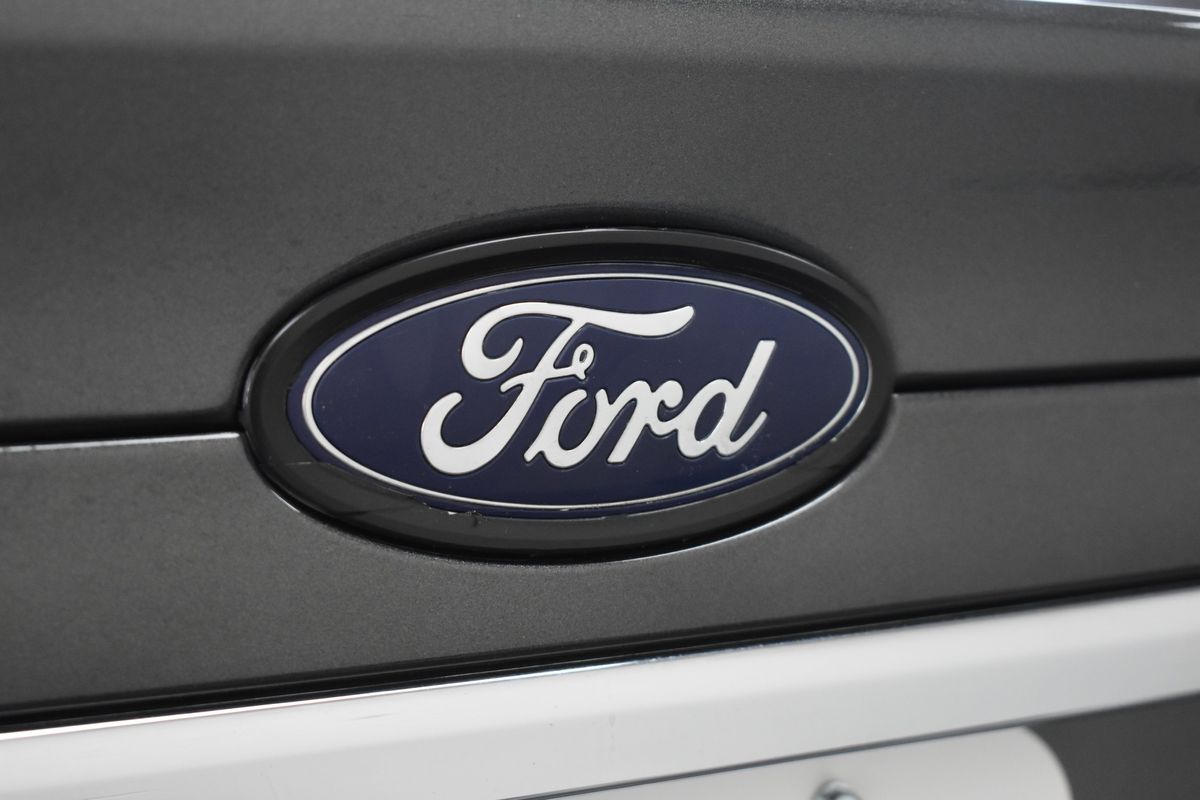 2017 Ford Fusion Hybrid SE