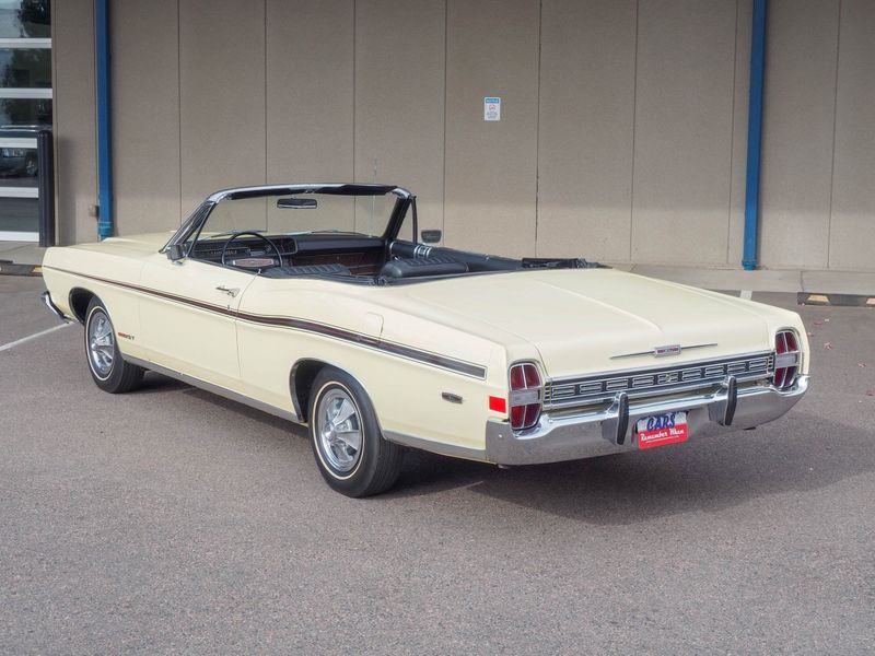 洋楽 L o r i G o l d 1968 Ford Galaxie XL | Cars Remember When