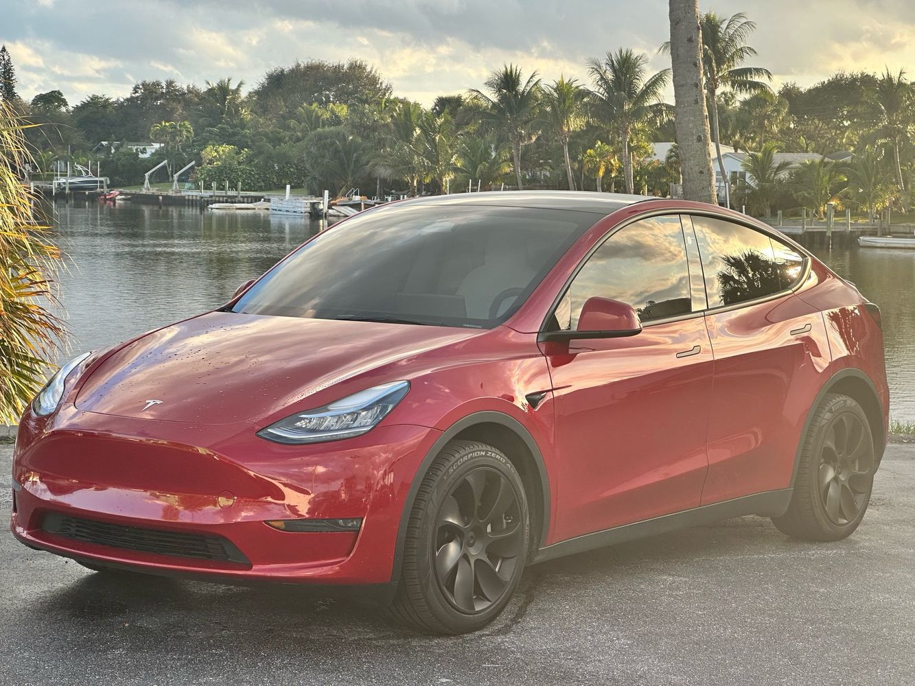 2023 Tesla Model Y Long Range's photo
