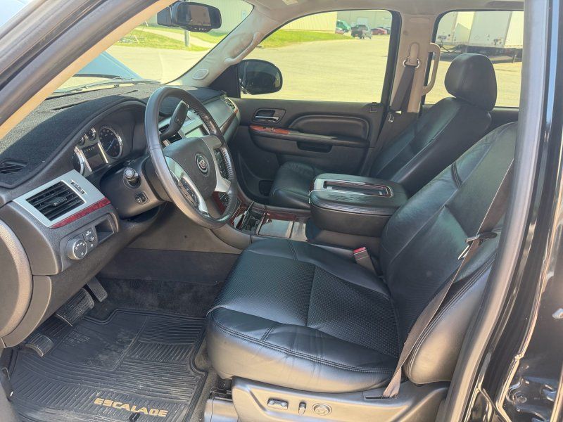 2012 Cadillac Escalade ESV Premium - Photo 8