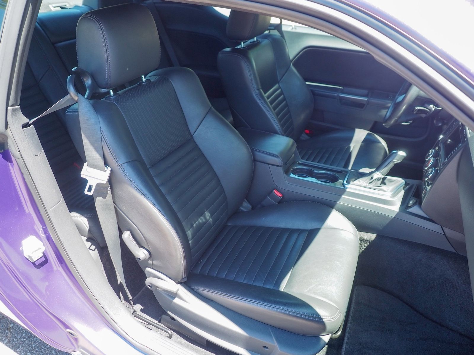 2010 Dodge Challenger 37