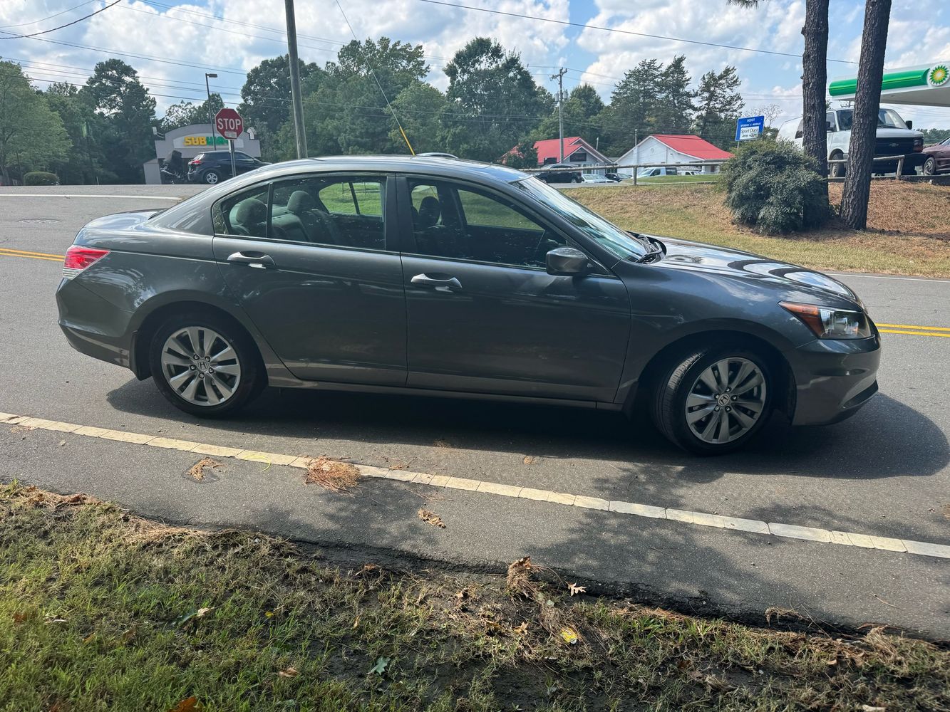 2011 Honda Accord EX photo 2