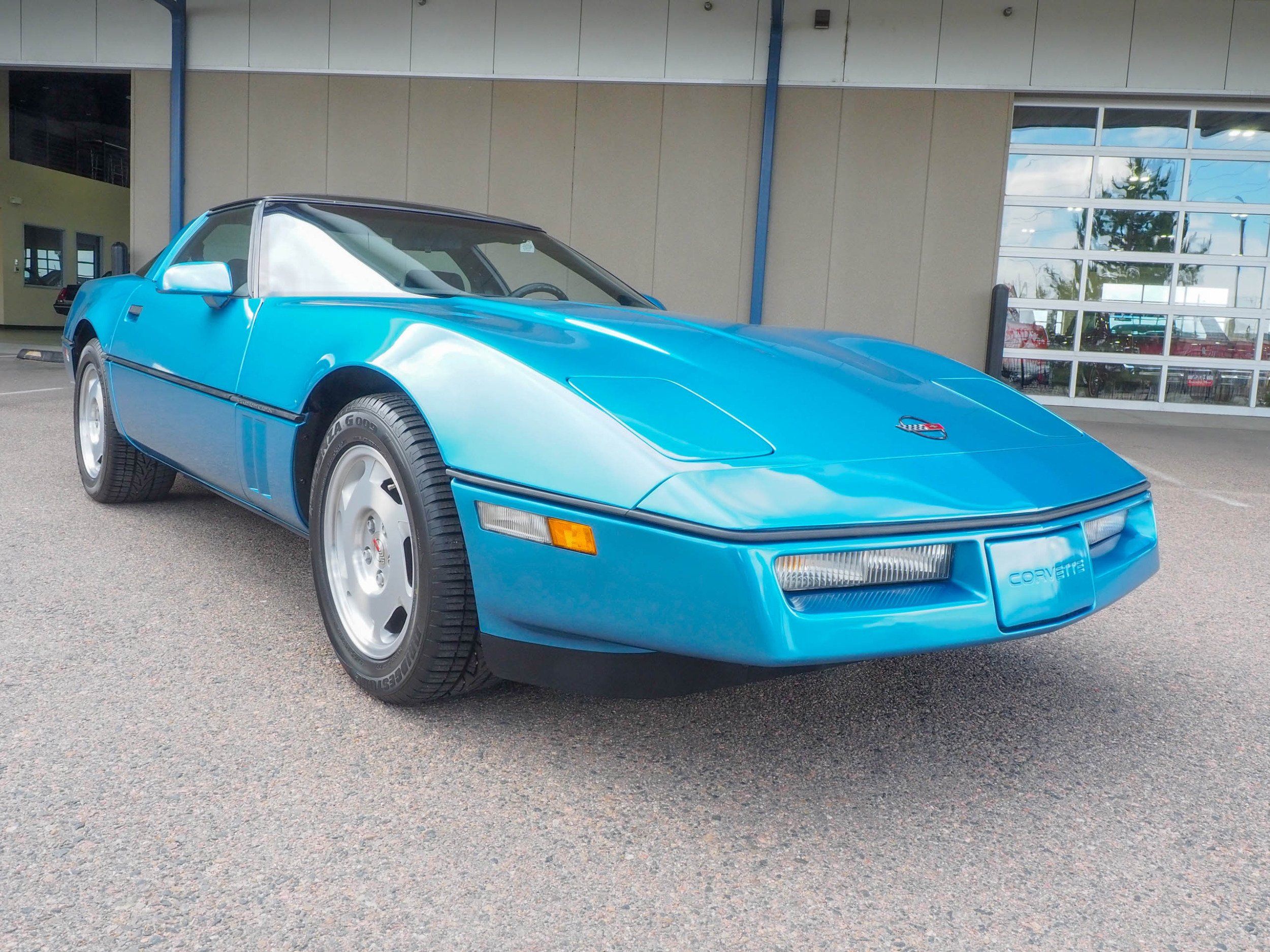 1988 Chevrolet Corvette Blue Coupe