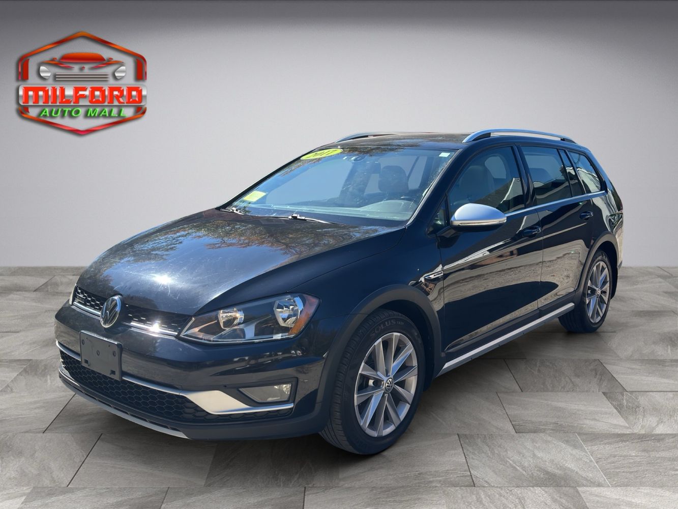 2017 Volkswagen Golf Alltrack TSI SE photo 2