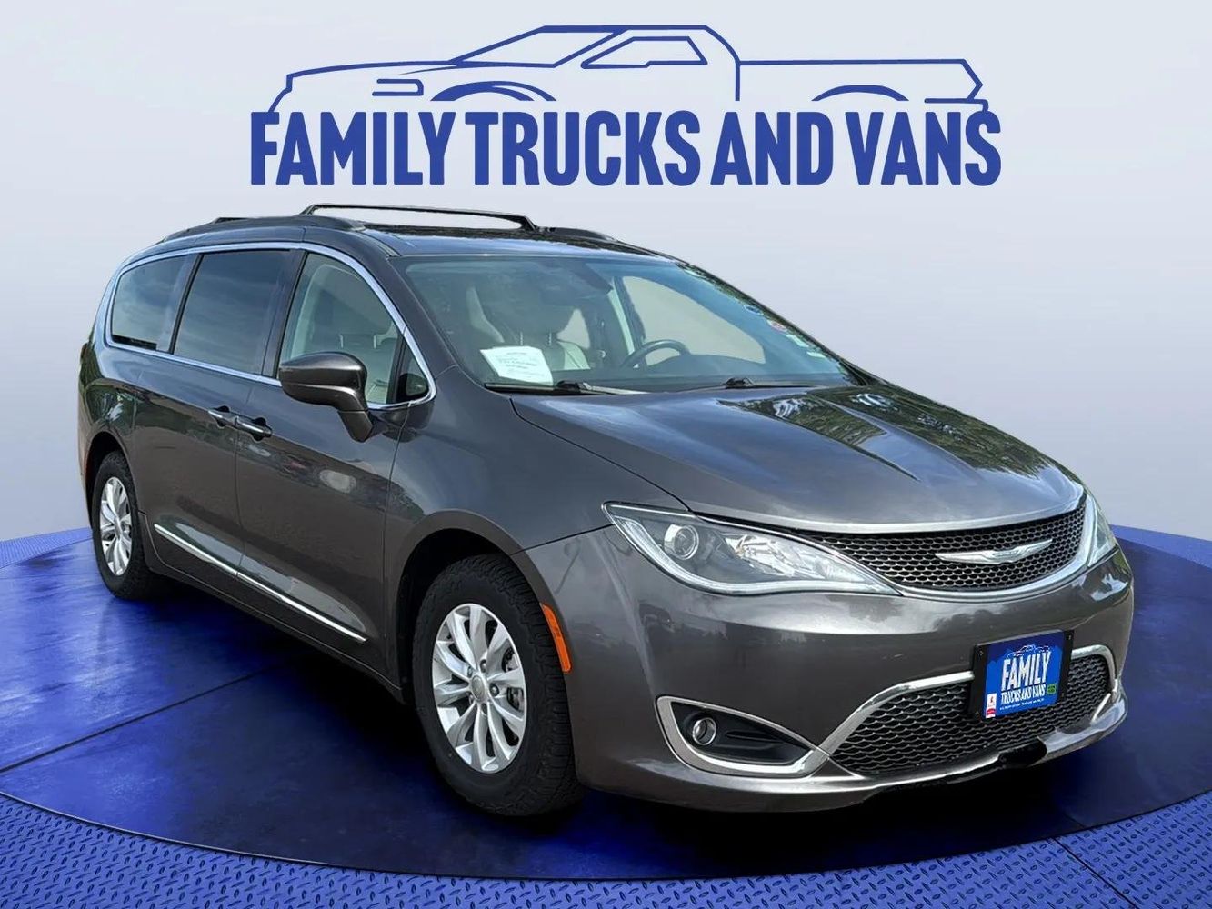 2017 Chrysler Pacifica Touring L photo 7