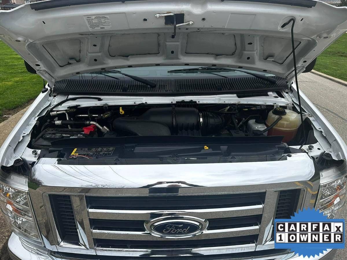 2017 Ford E-Series 50