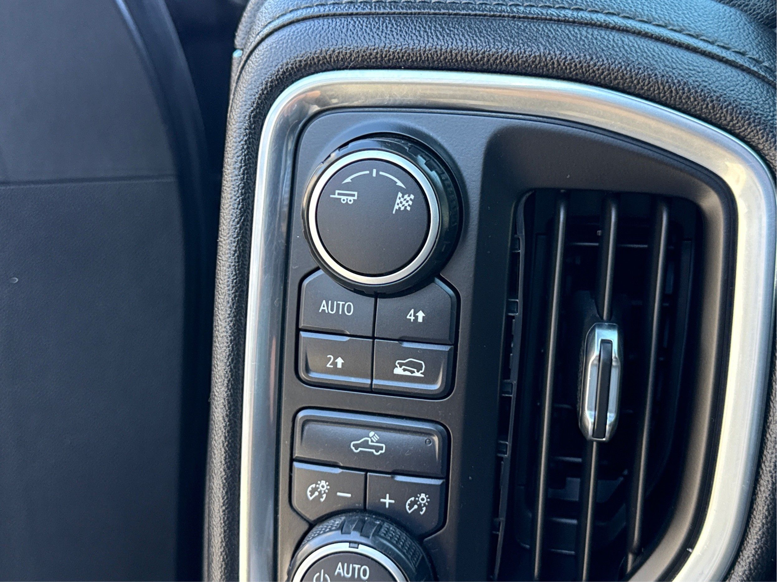 2019 Chevrolet Silverado 1500 LT - Photo 33