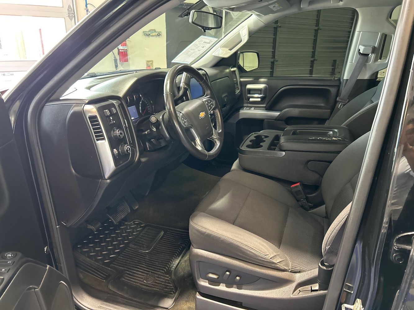 2015 Chevrolet Silverado 1500 photo 8