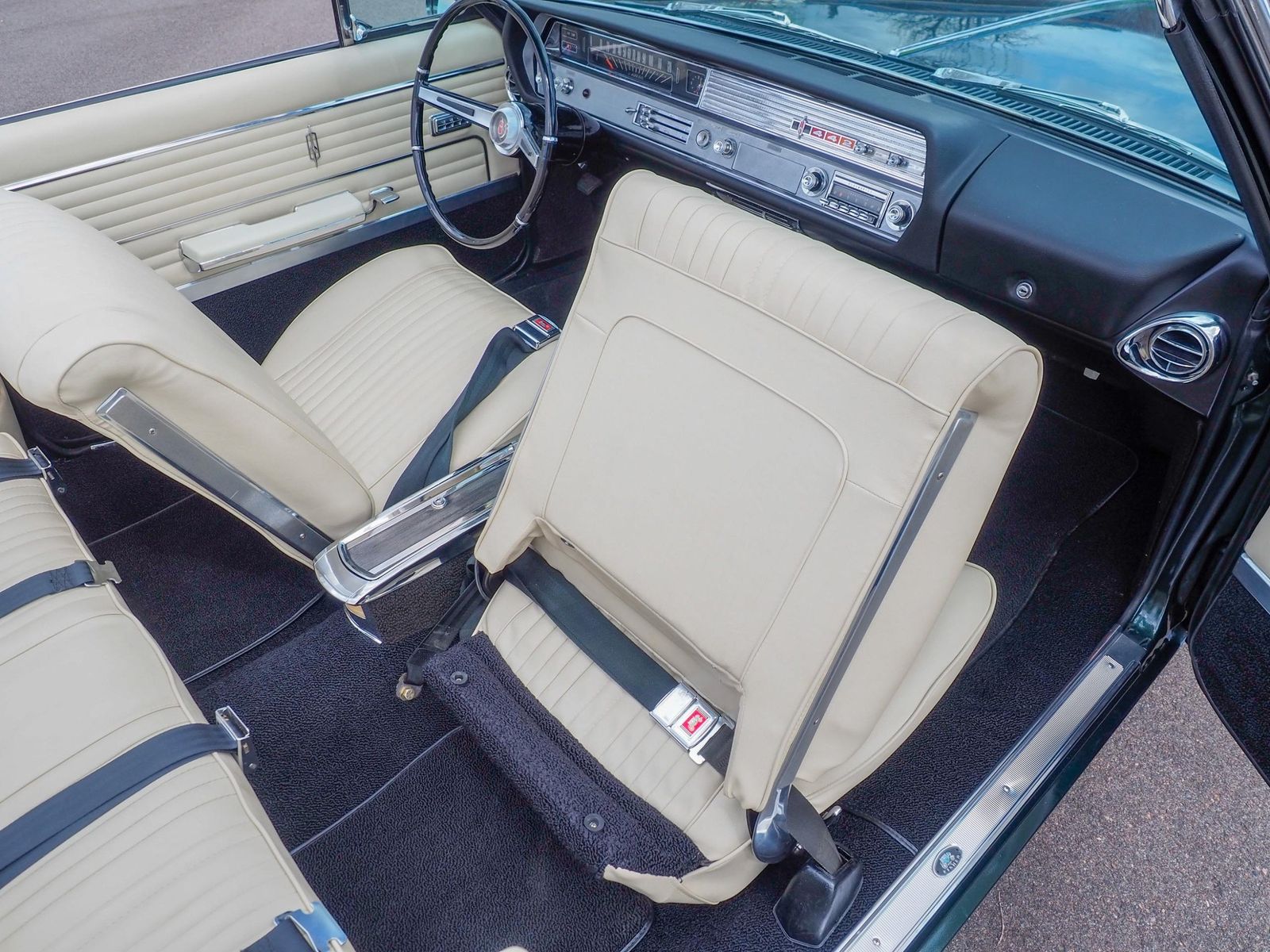 1965 Oldsmobile Cutlass 72