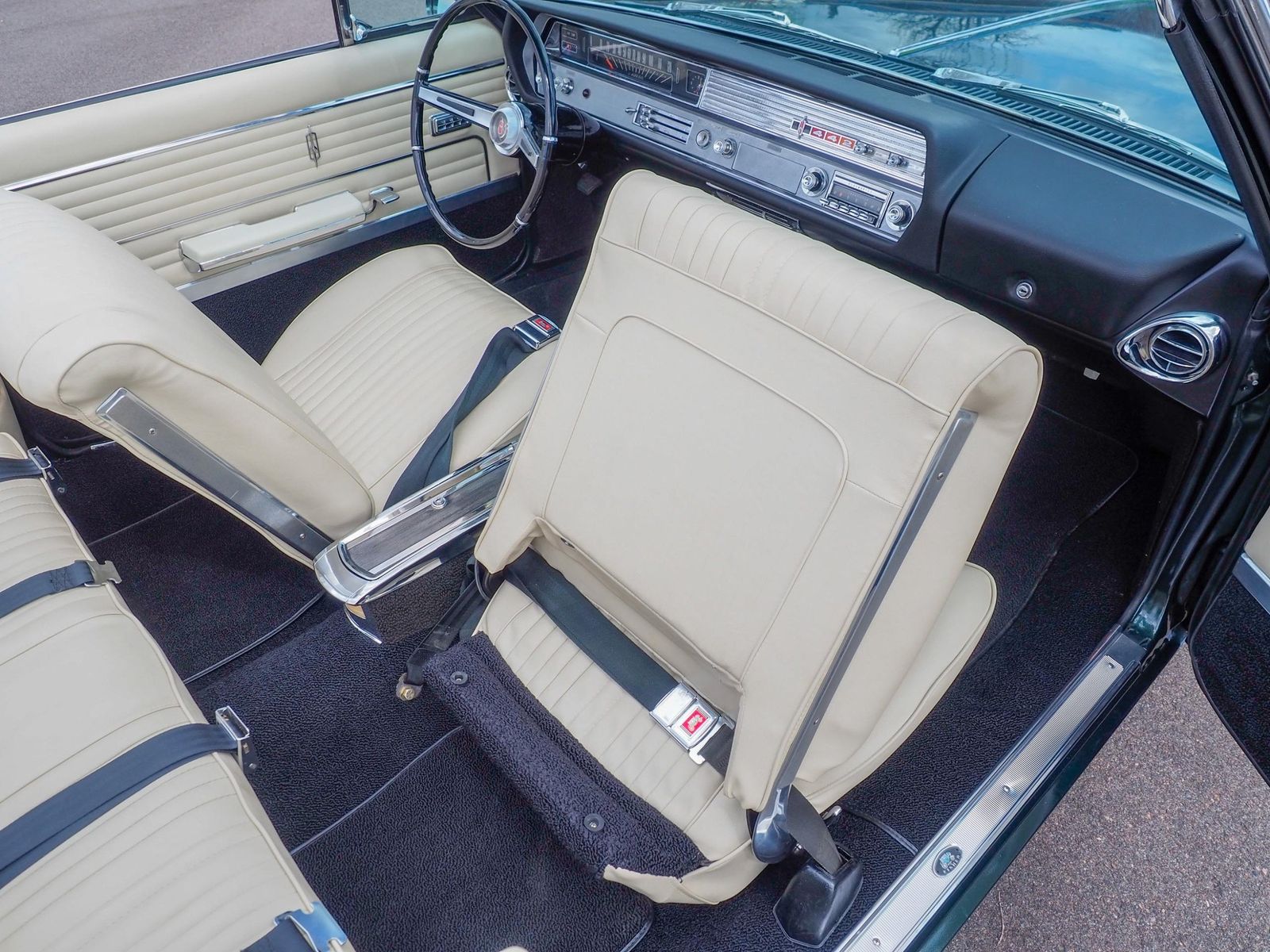 1965 Oldsmobile Cutlass 68