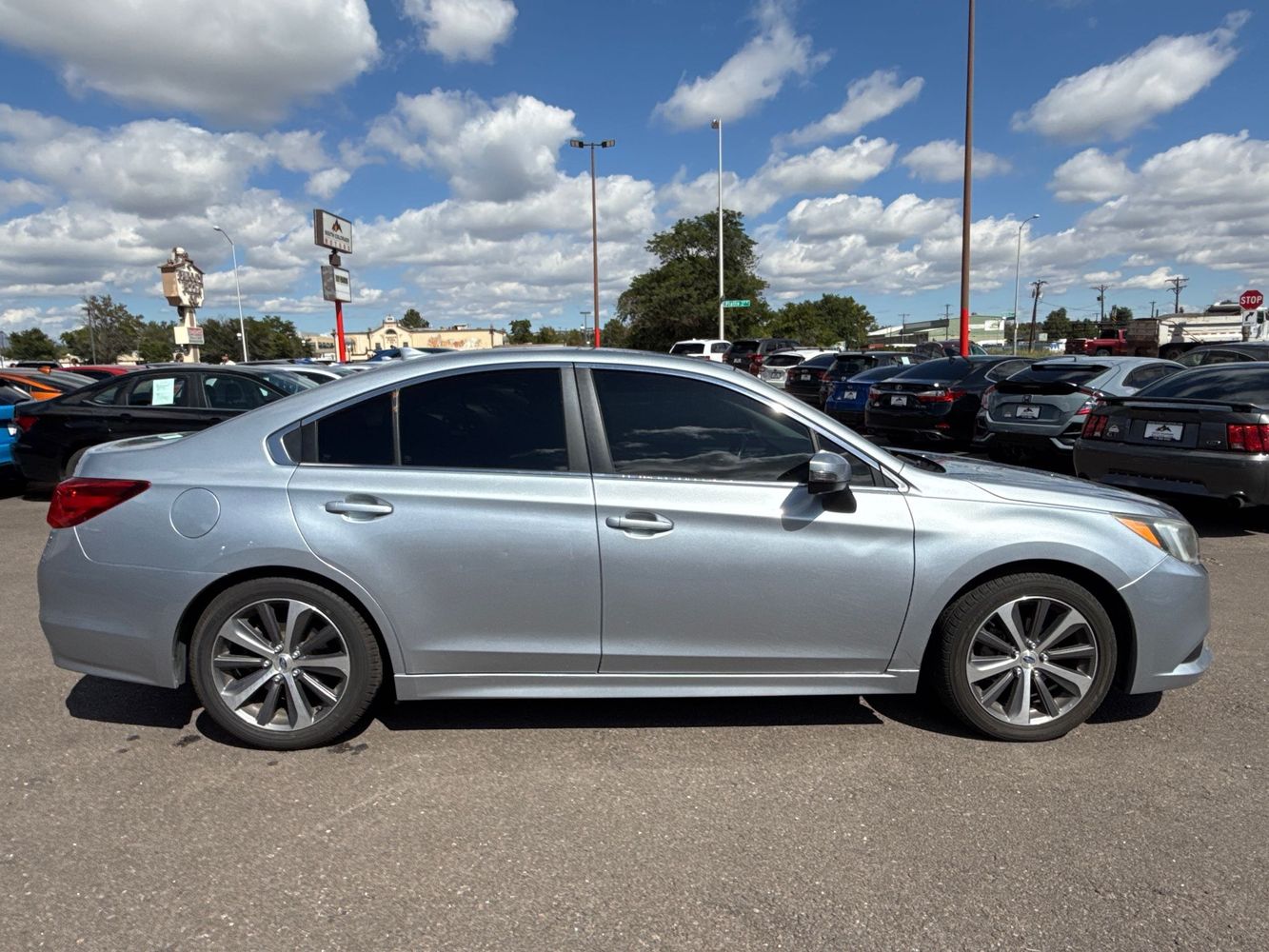 2016 Subaru Legacy 2.5i Limited photo 8