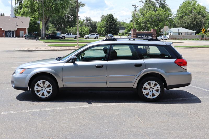 2008 Subaru Outback Photos