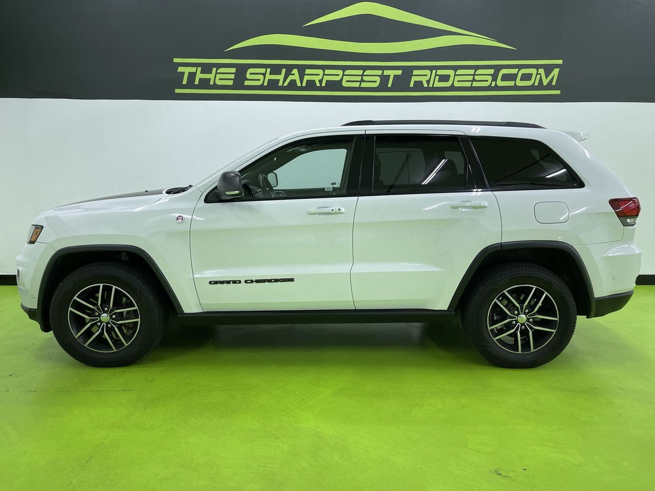2017 Jeep Grand Cherokee Trailhawk photo 22