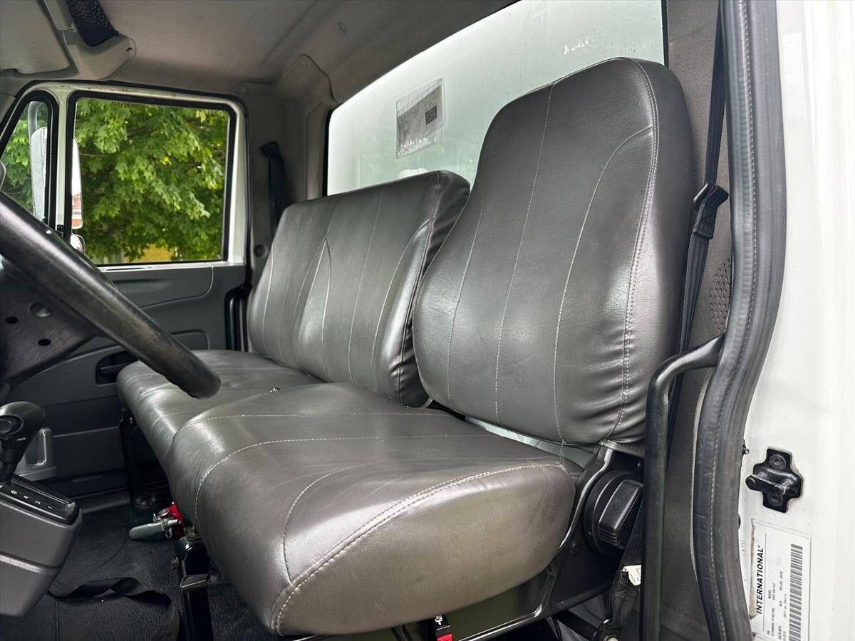 2019 International DuraStar 4300 52
