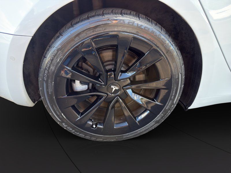 2021 Tesla Model 3 Long Range photo 18