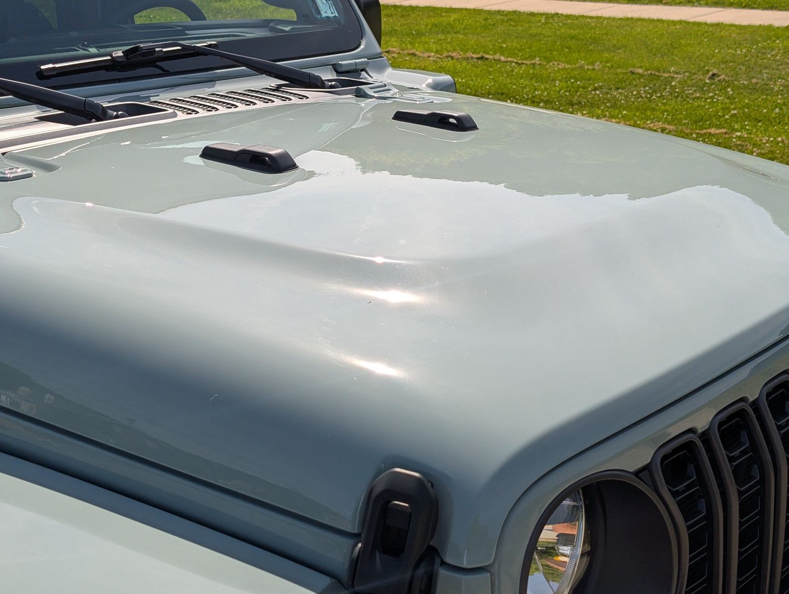 2024 Jeep Wrangler 4xe 14