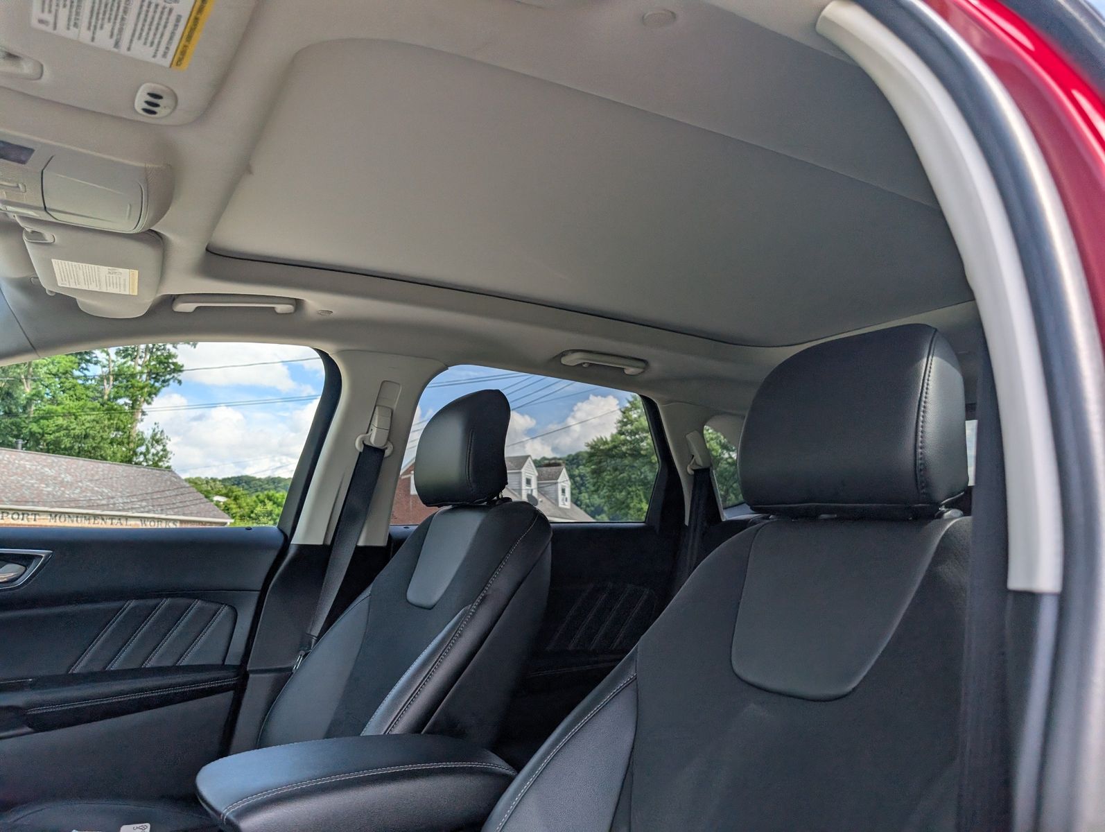 2016 Ford Edge 21