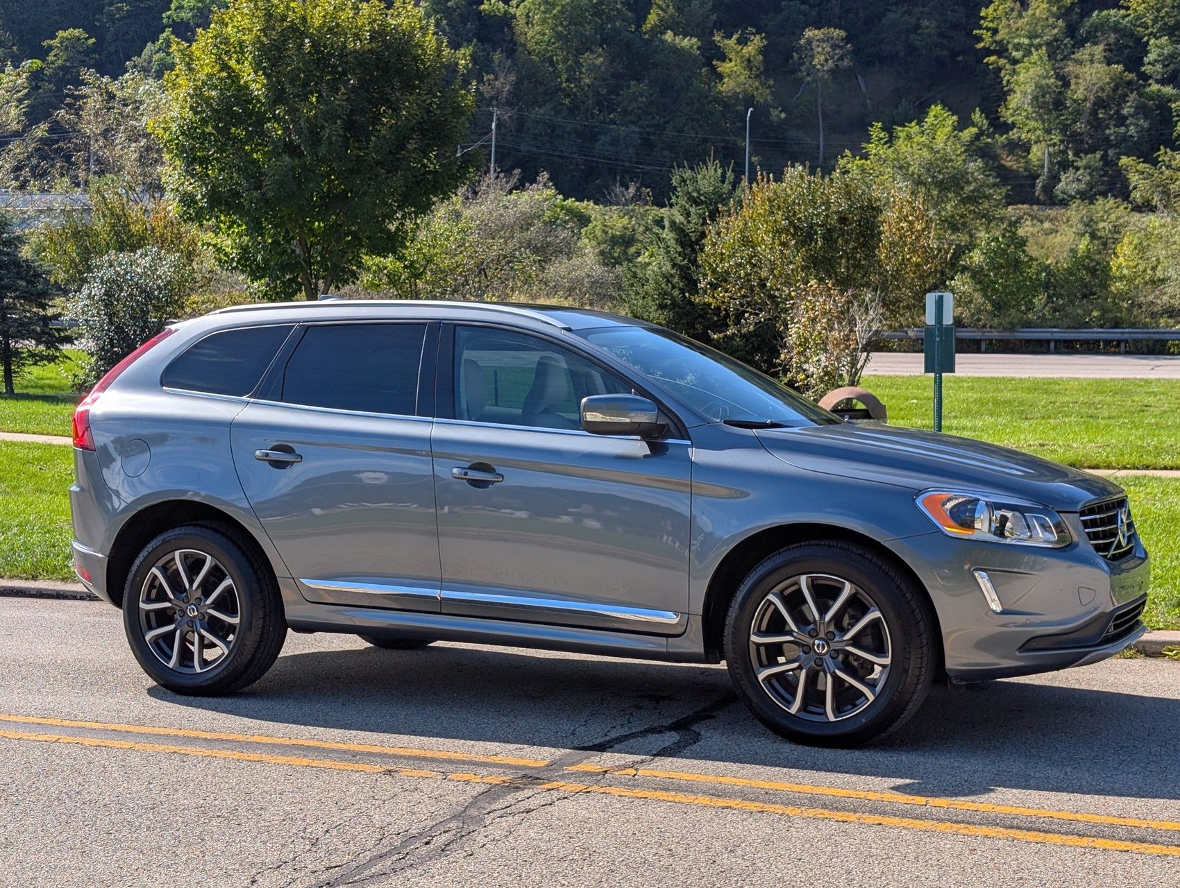 2016 Volvo XC60 5