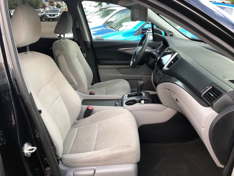 2018 Honda Pilot EX photo 13
