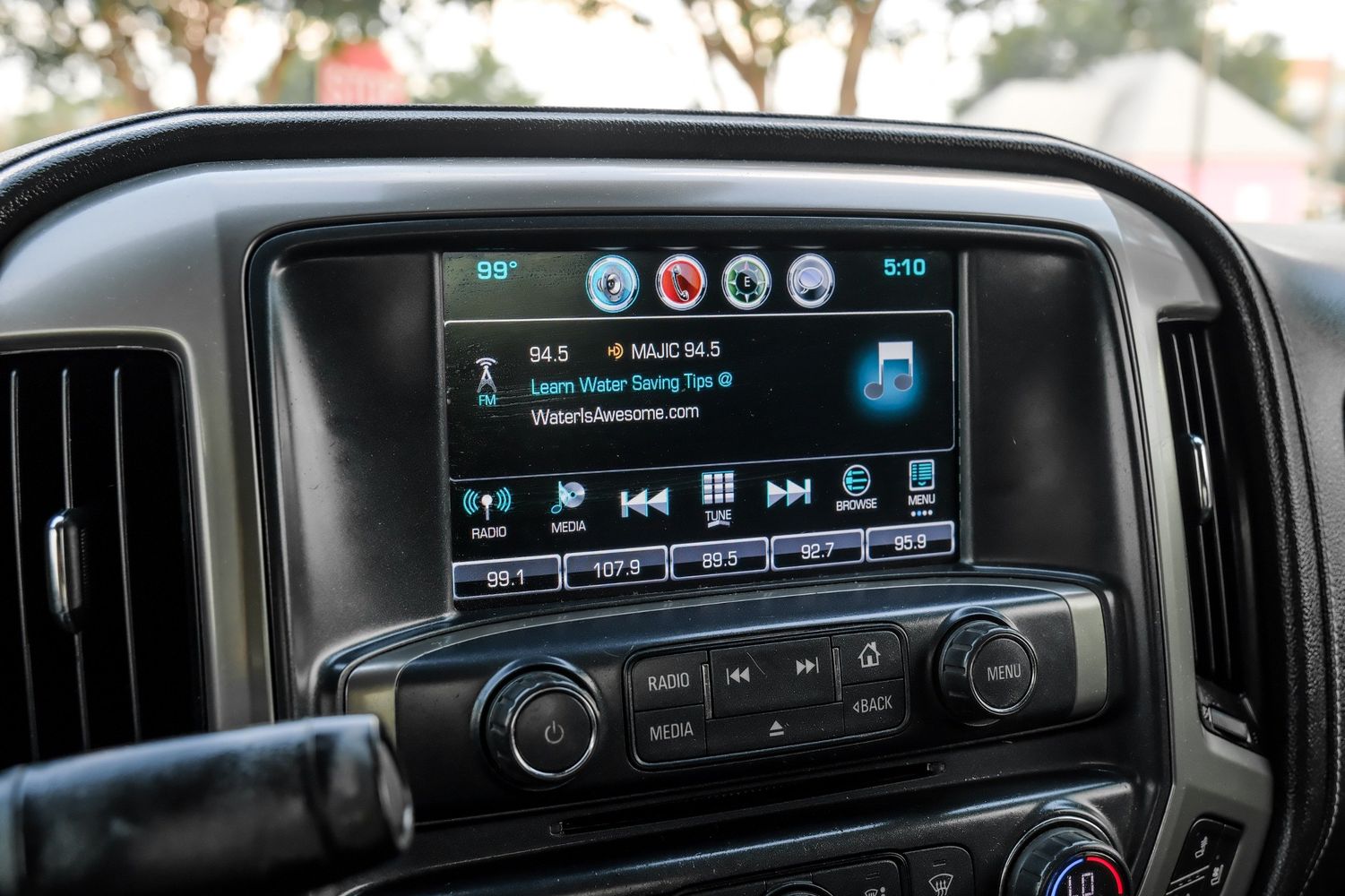 2018 Chevrolet Silverado High Country photo 35